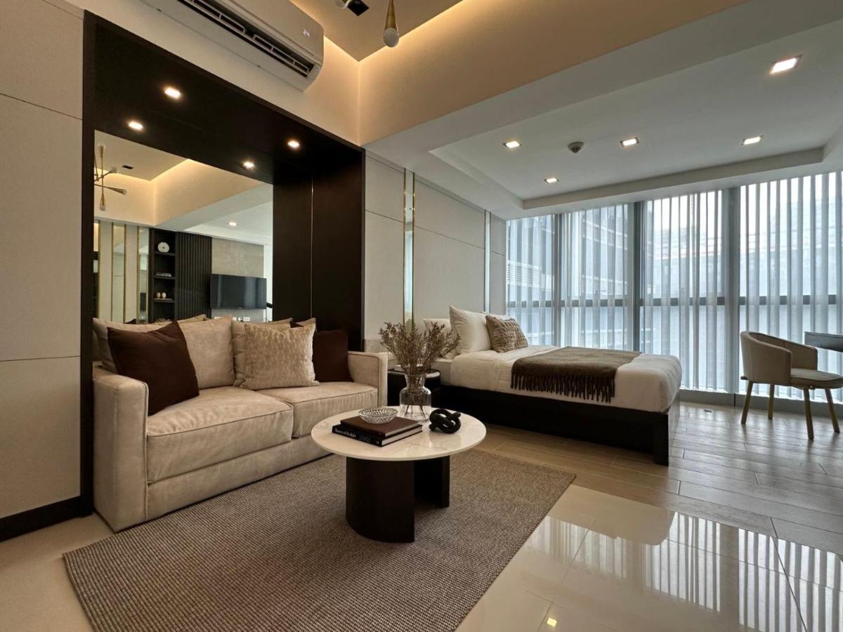 Uptown Parksuites Bgc Taguig Exterior photo